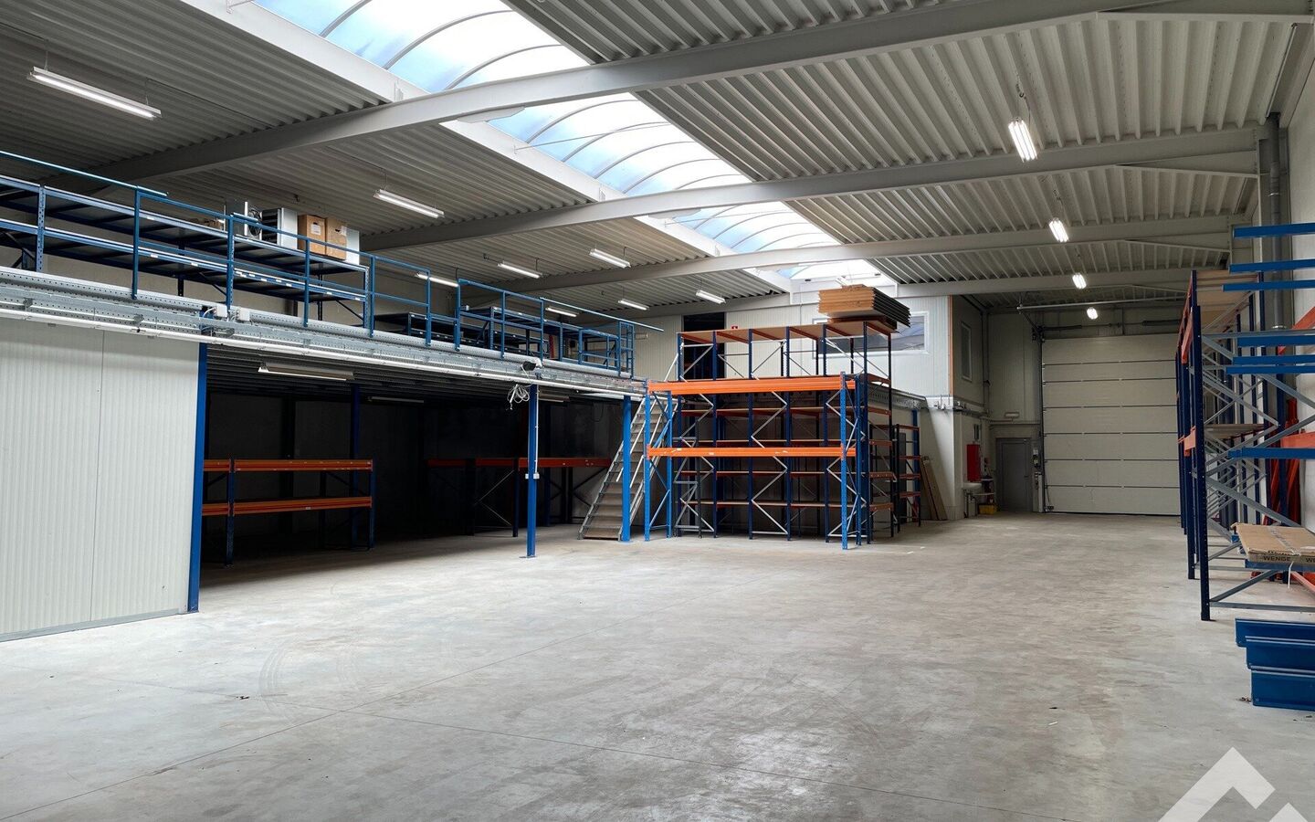 Gebouw voor gemengd gebruik te huur in Overpelt