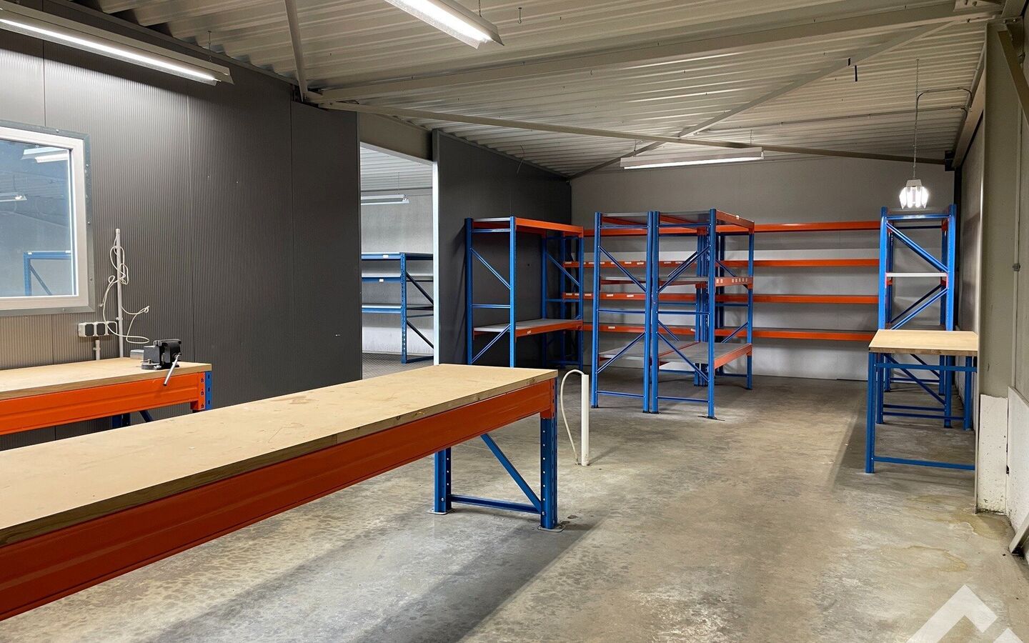 Gebouw voor gemengd gebruik te huur in Overpelt