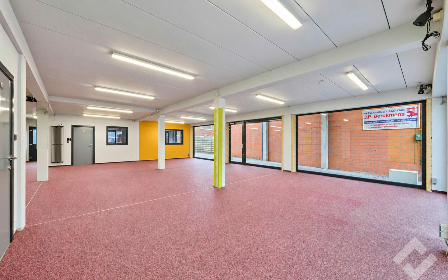 Gebouw voor gemengd gebruik te koop in Balen
