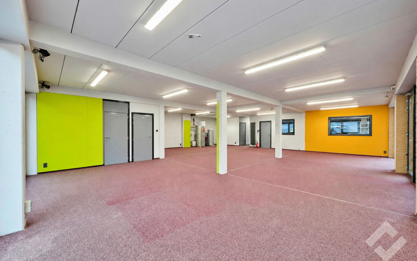 Gebouw voor gemengd gebruik te koop in Balen