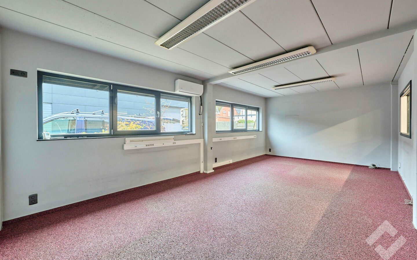 Gebouw voor gemengd gebruik te koop in Balen