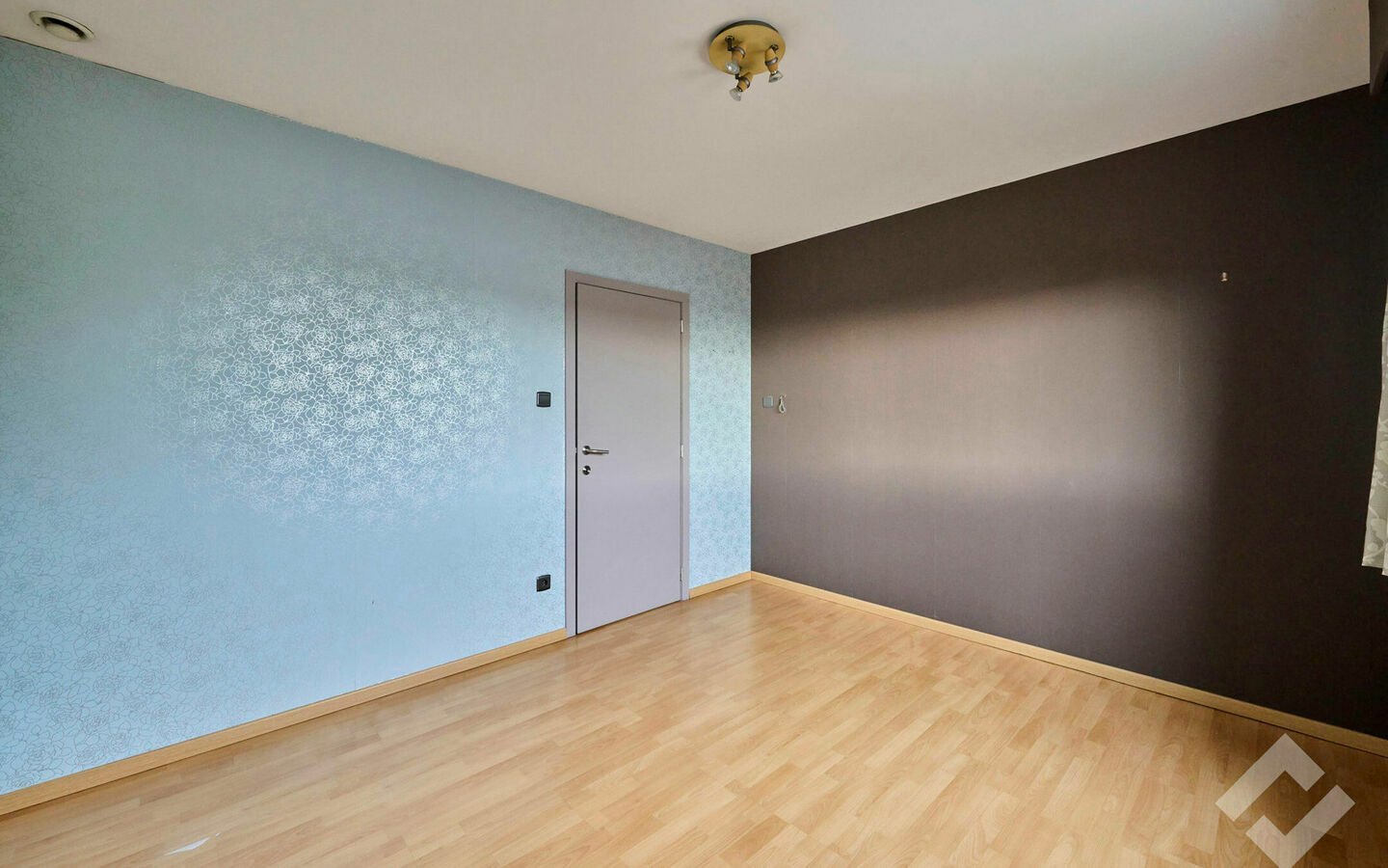 Gebouw voor gemengd gebruik te koop in Balen