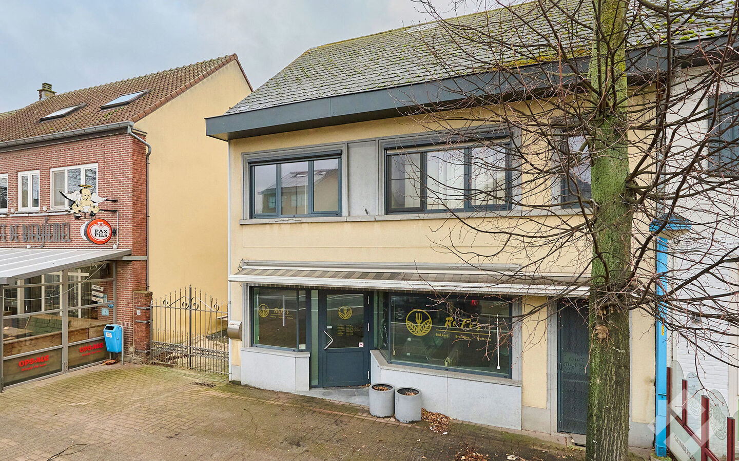 Gebouw voor gemengd gebruik te koop in Kinrooi
