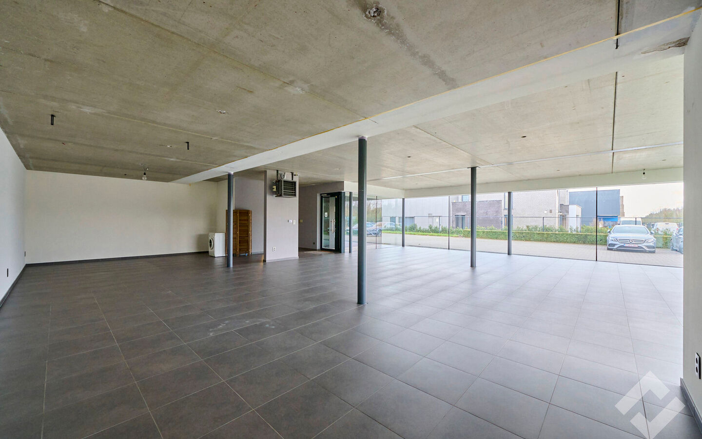 Gebouw voor gemengd gebruik te koop in Lommel