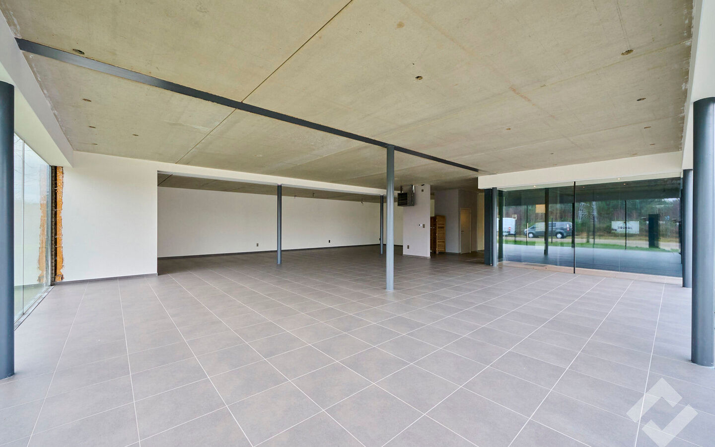 Gebouw voor gemengd gebruik te koop in Lommel