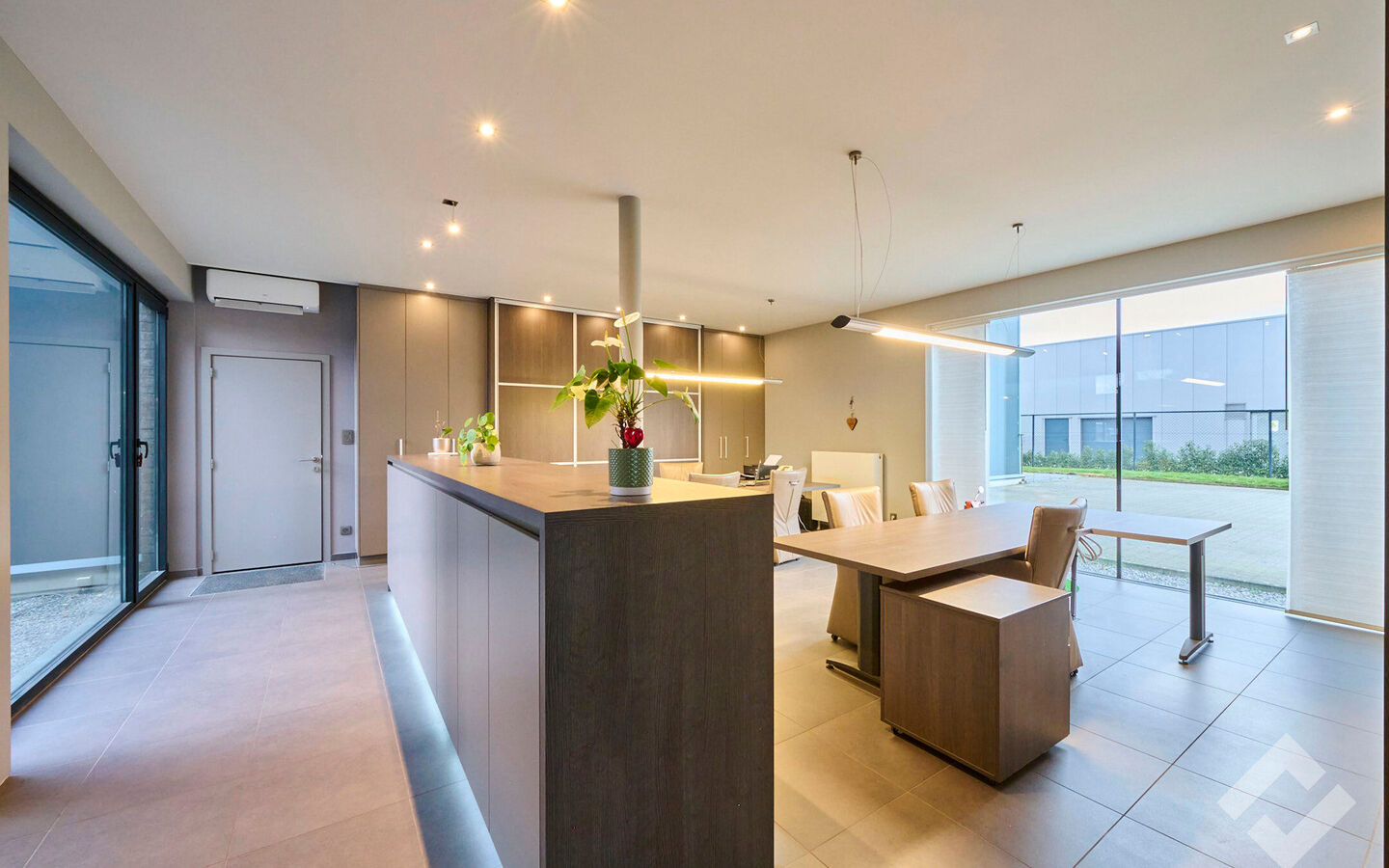 Gebouw voor gemengd gebruik te koop in Lommel