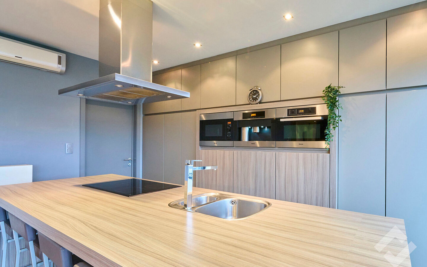 Gebouw voor gemengd gebruik te koop in Lommel