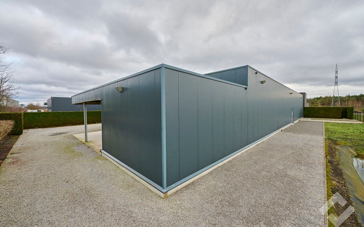 Gebouw voor gemengd gebruik te koop in Lommel