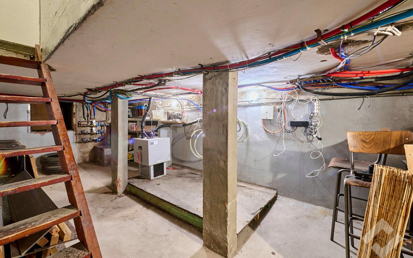 Gebouw voor gemengd gebruik te koop in Lommel