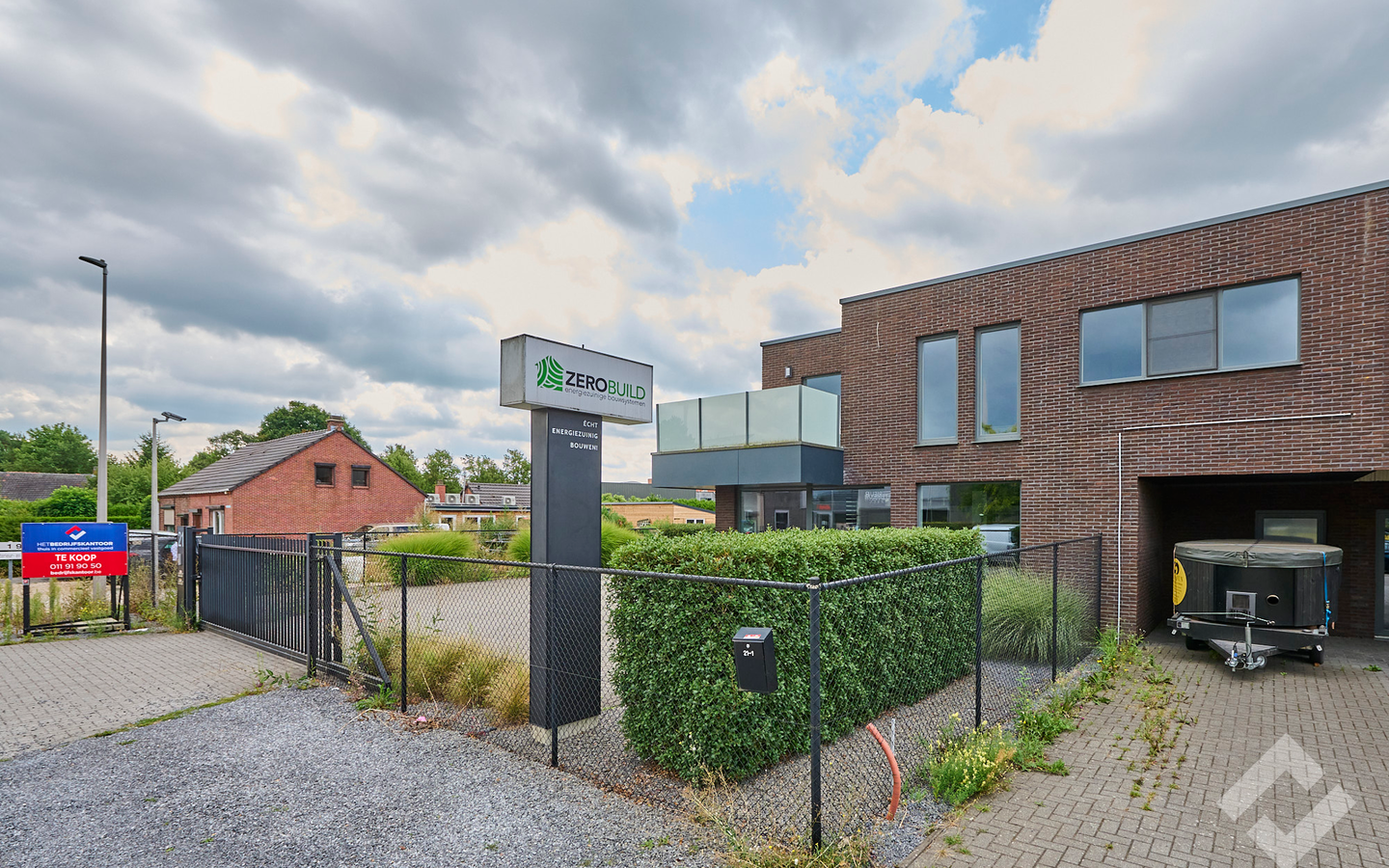 Gebouw voor gemengd gebruik te koop in Overpelt