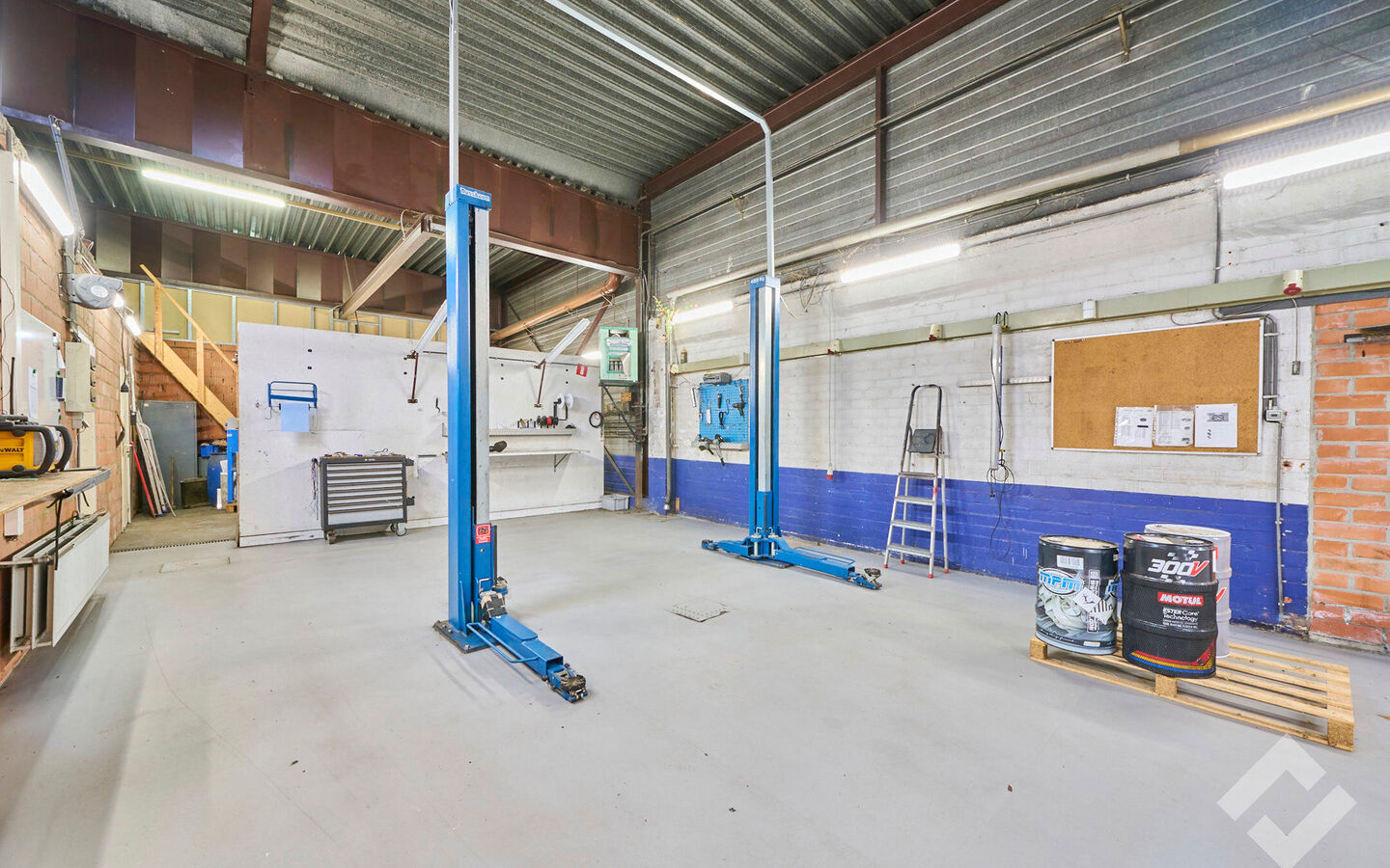 Gebouw voor gemengd gebruik te koop in Sint-Truiden