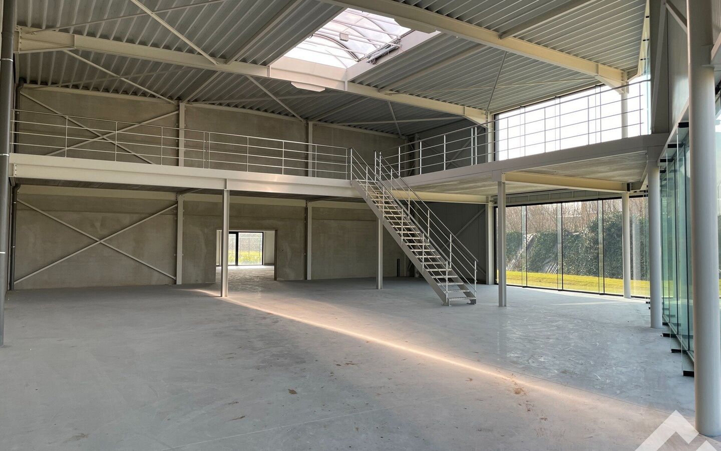 Individuele handelszaak te huur in Dilsen-Stokkem