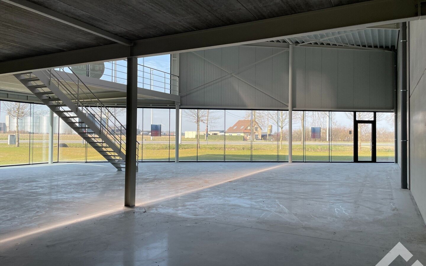 Individuele handelszaak te huur in Dilsen-Stokkem