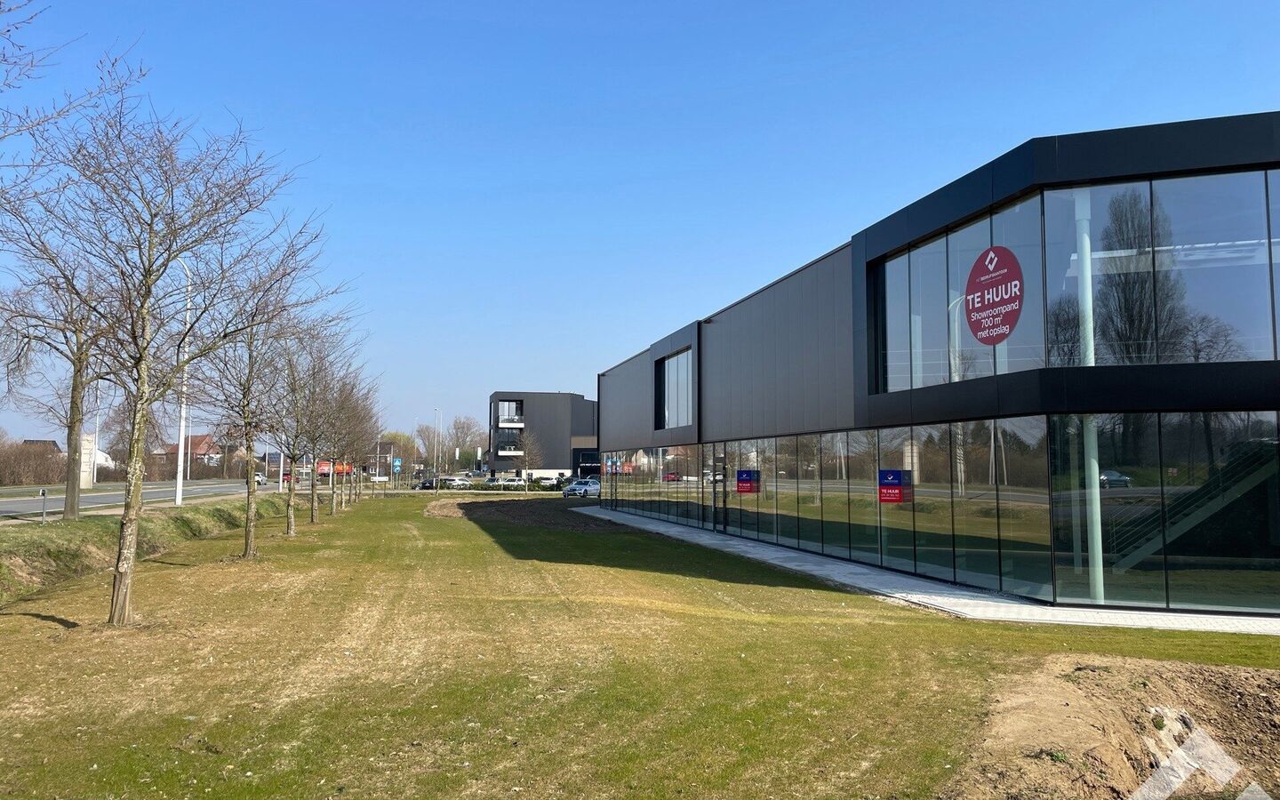 Individuele handelszaak te huur in Dilsen-Stokkem
