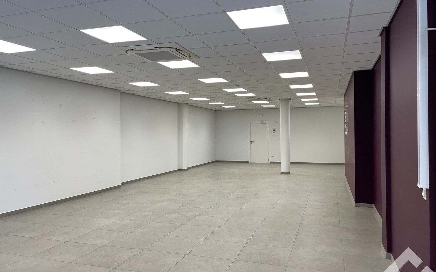 Individuele handelszaak te huur in Geel