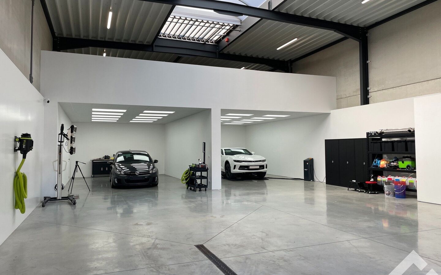 Industrieel gebouw te huur in Bree