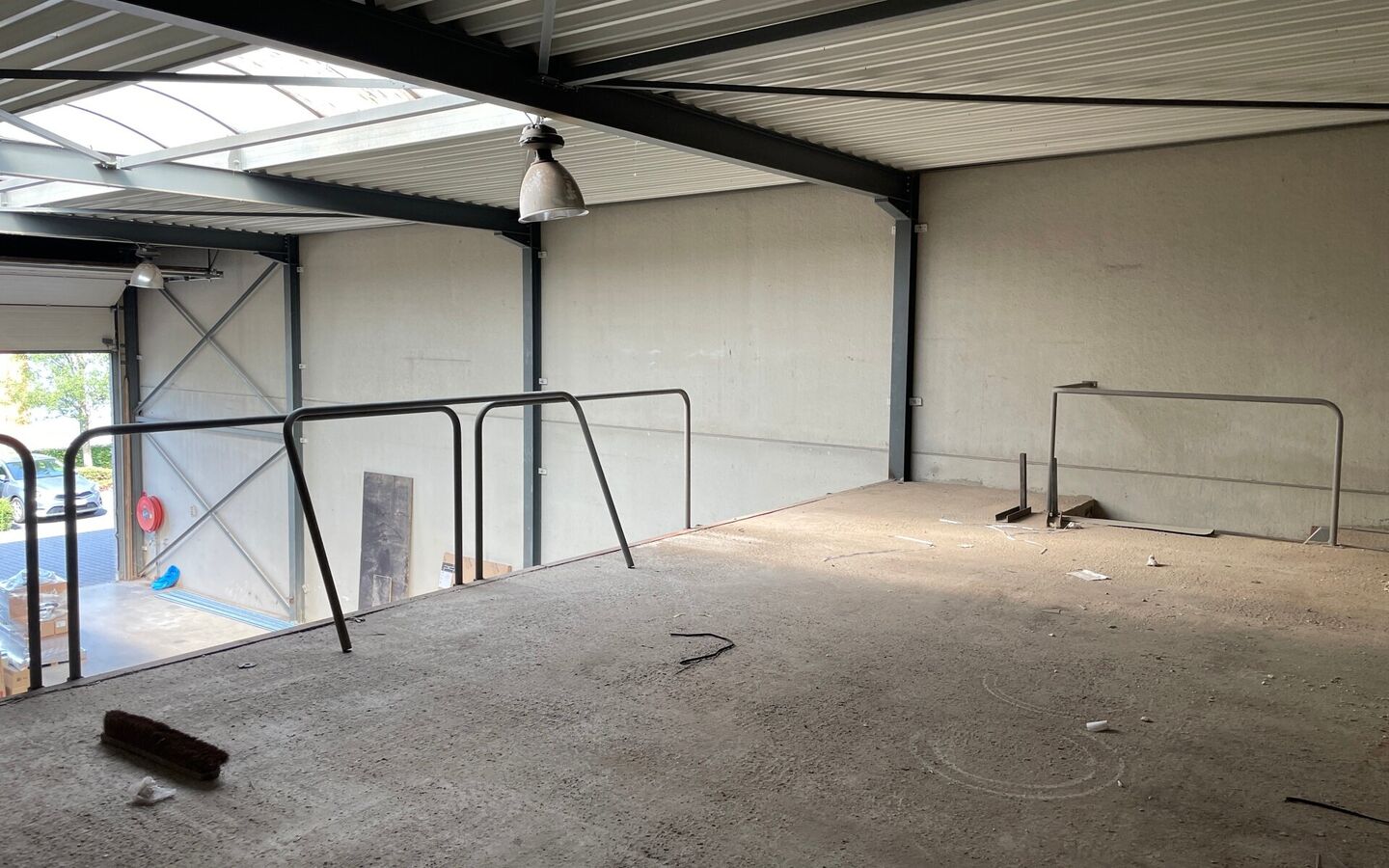 Industrieel gebouw te huur in Dessel