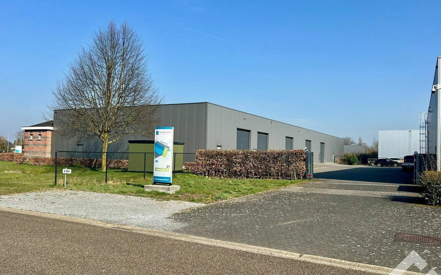 Industrieel gebouw te huur in Hamont-Achel
