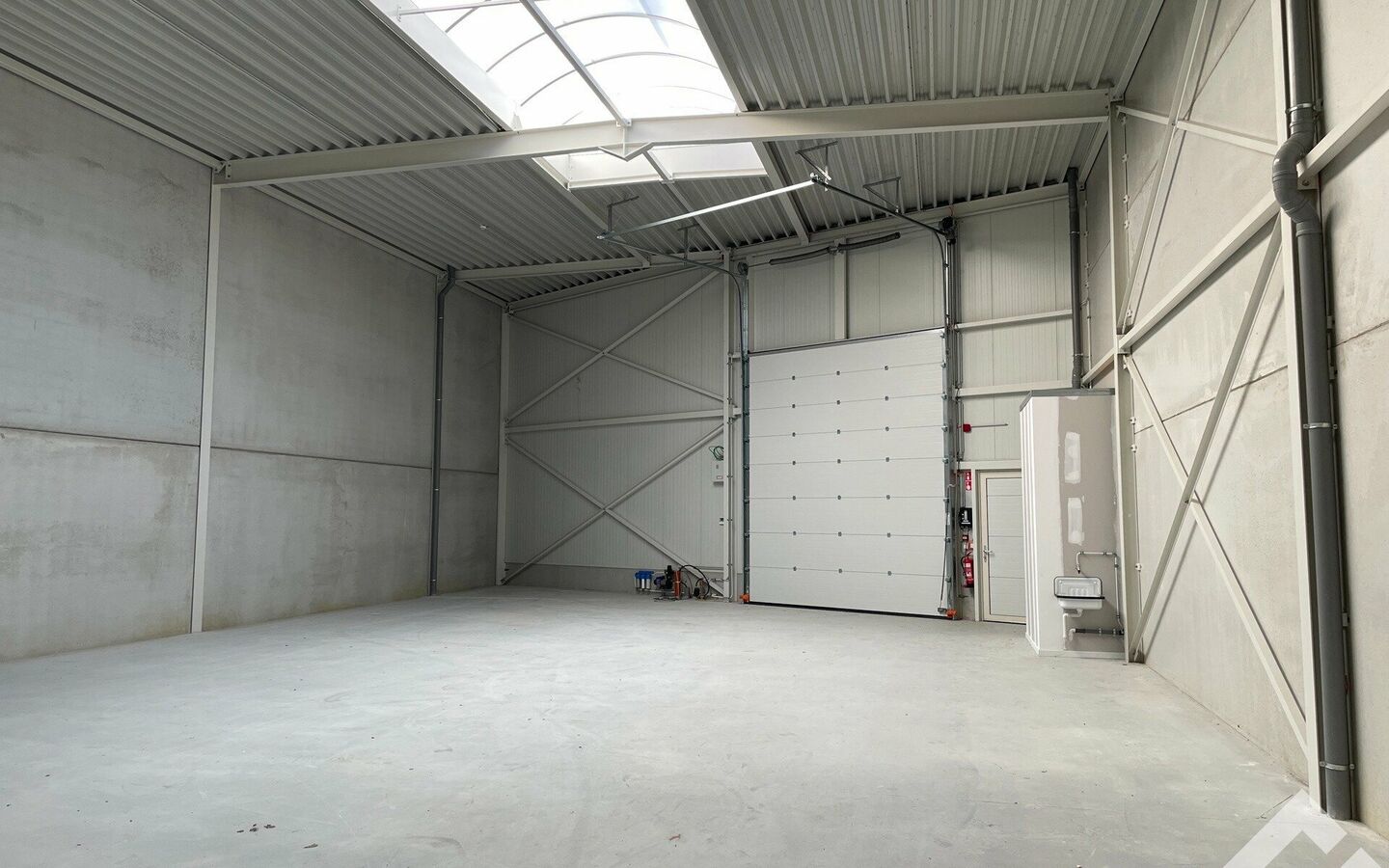 Industrieel gebouw te huur in Laakdal