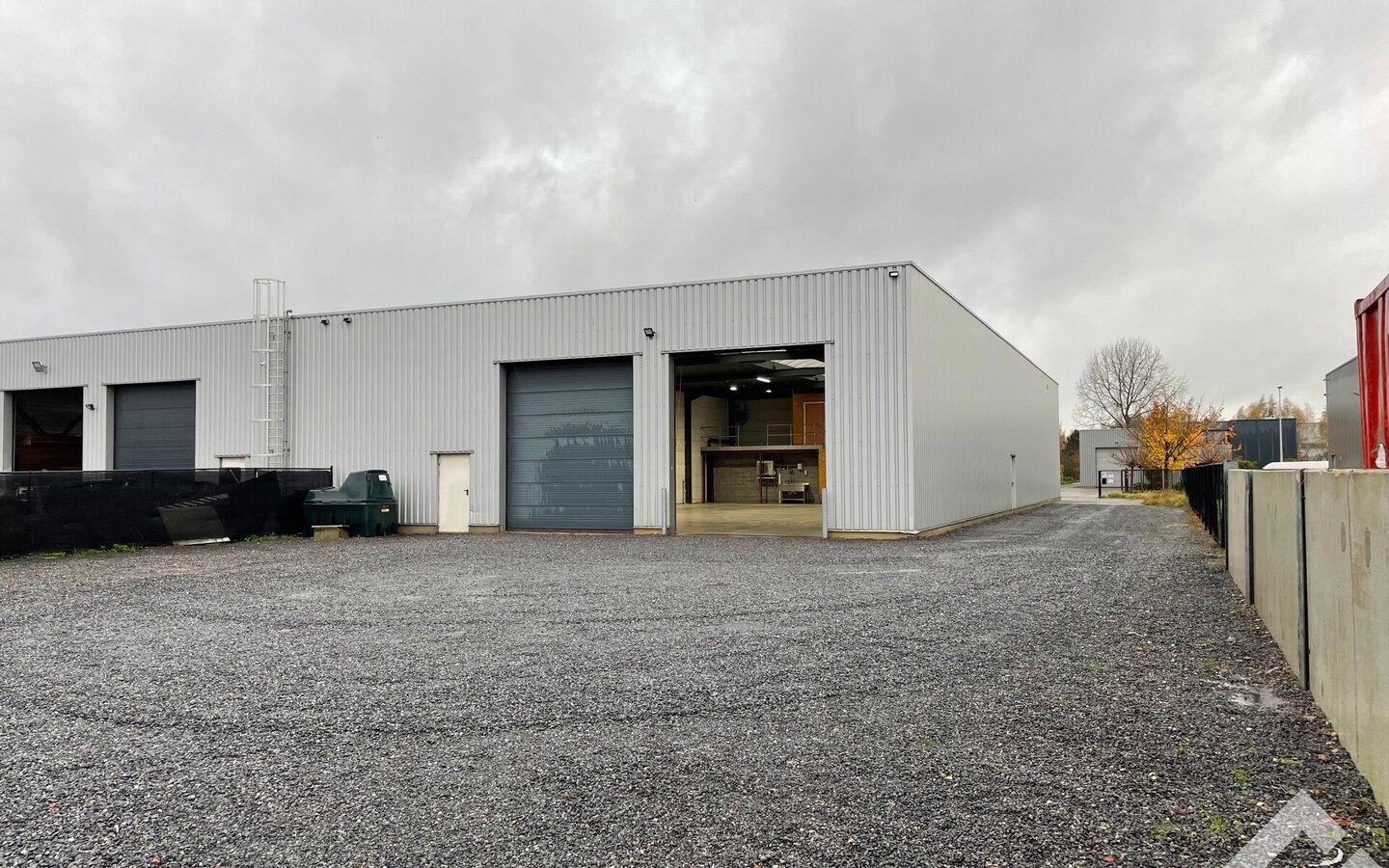 Industrieel gebouw te huur in Lommel
