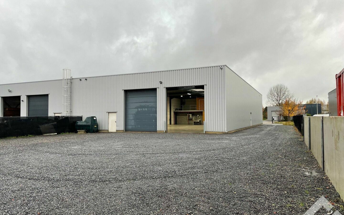 Industrieel gebouw te huur in Lommel