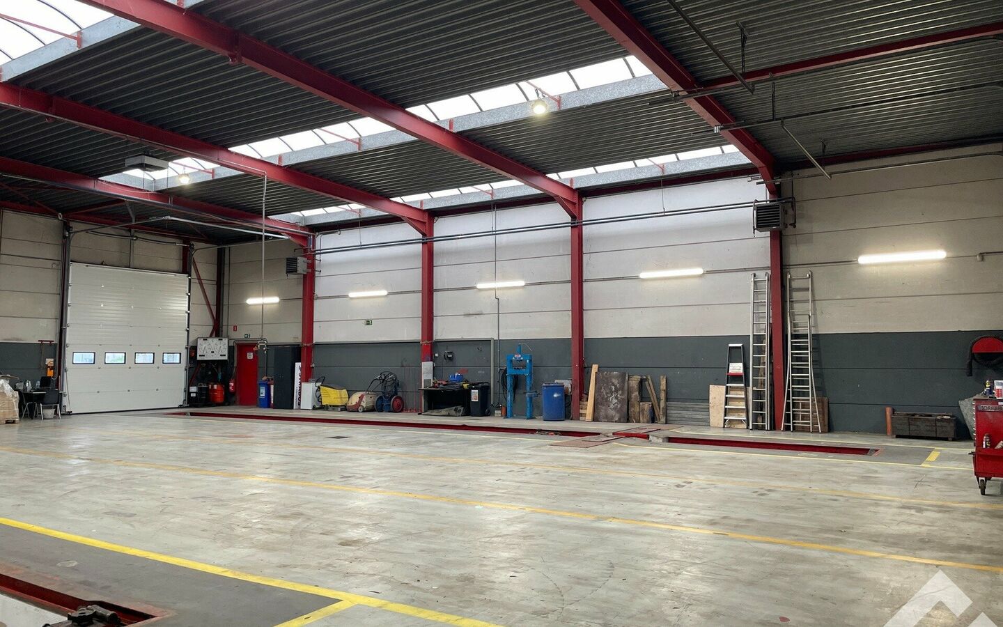 Industrieel gebouw te huur in Retie