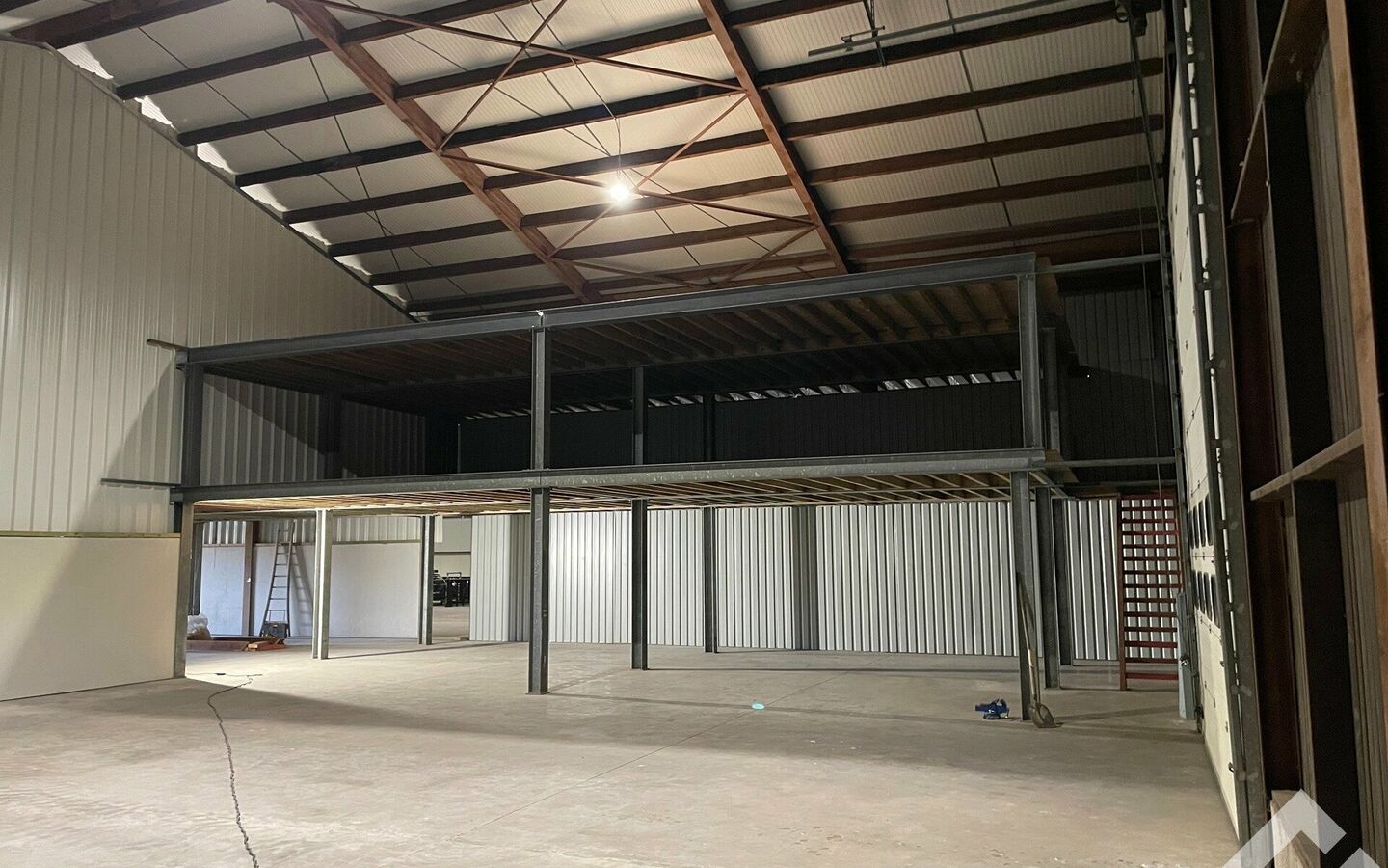 Industrieel gebouw te huur in Retie