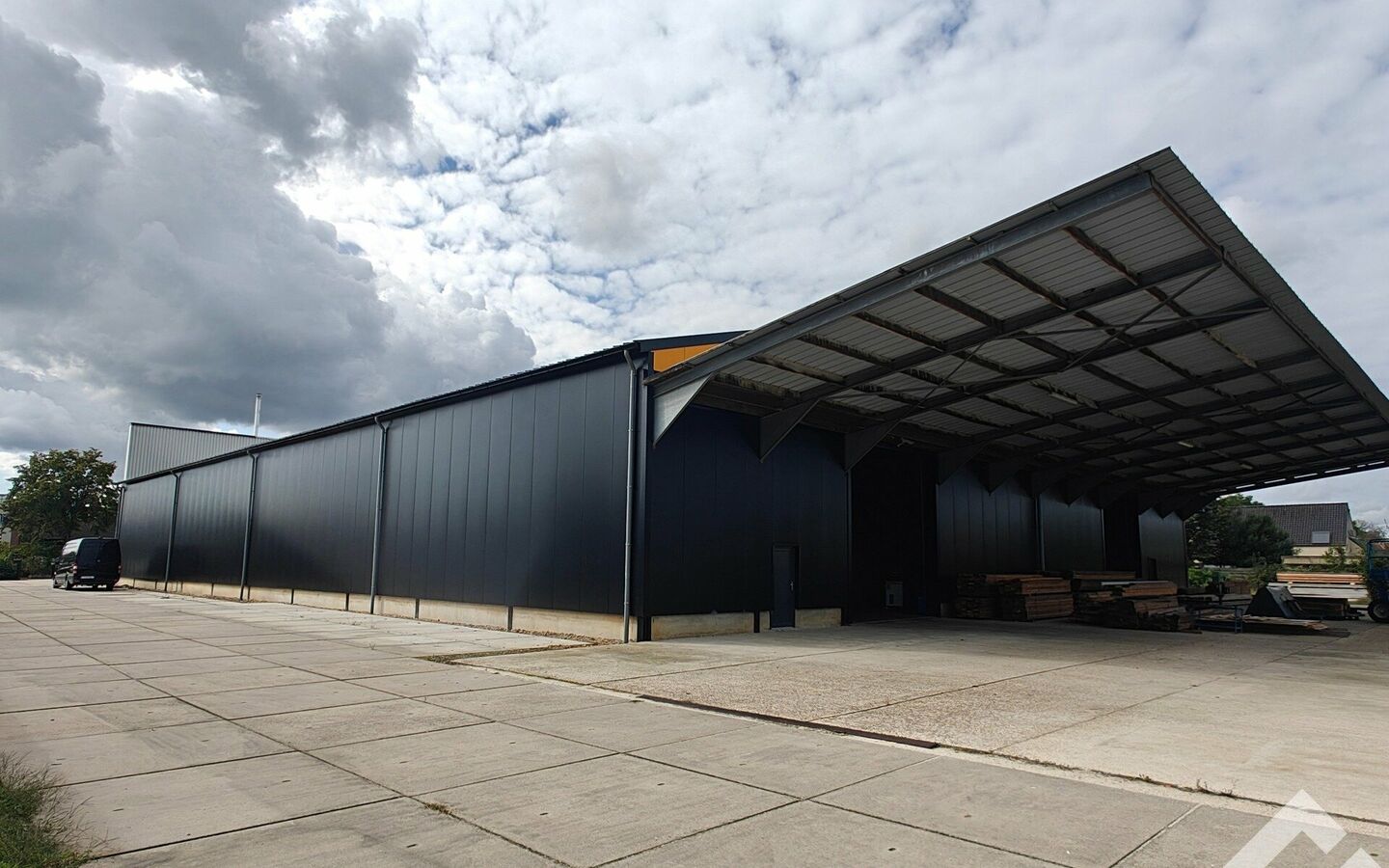 Industrieel gebouw te huur in Retie