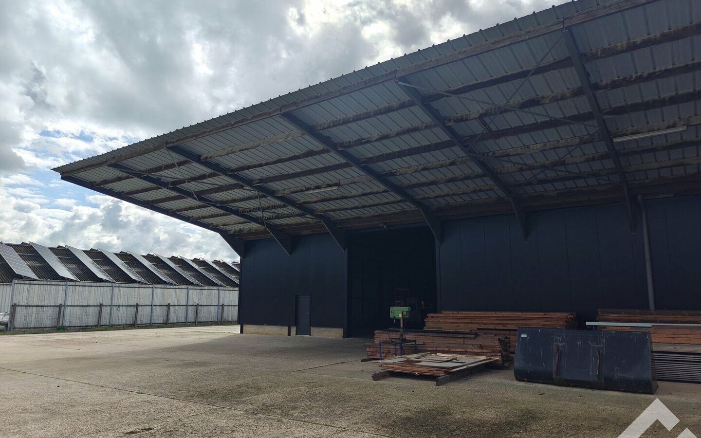 Industrieel gebouw te huur in Retie
