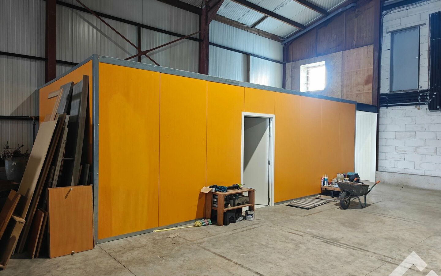 Industrieel gebouw te huur in Retie
