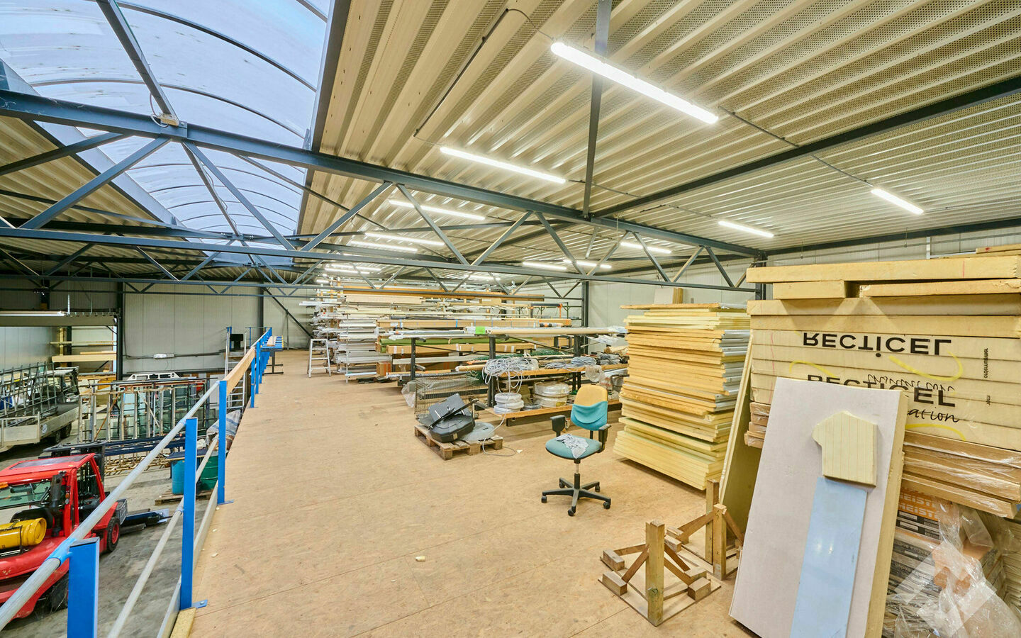 Industrieel gebouw te koop in Balen