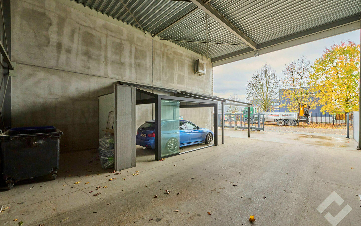 Industrieel gebouw te koop in Balen