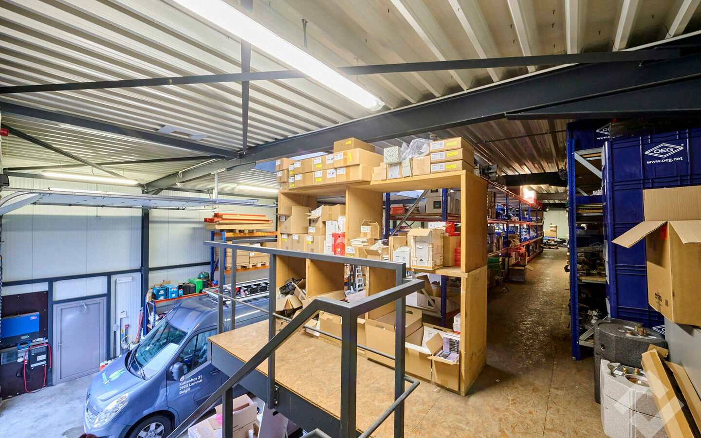 Industrieel gebouw te koop in Lommel